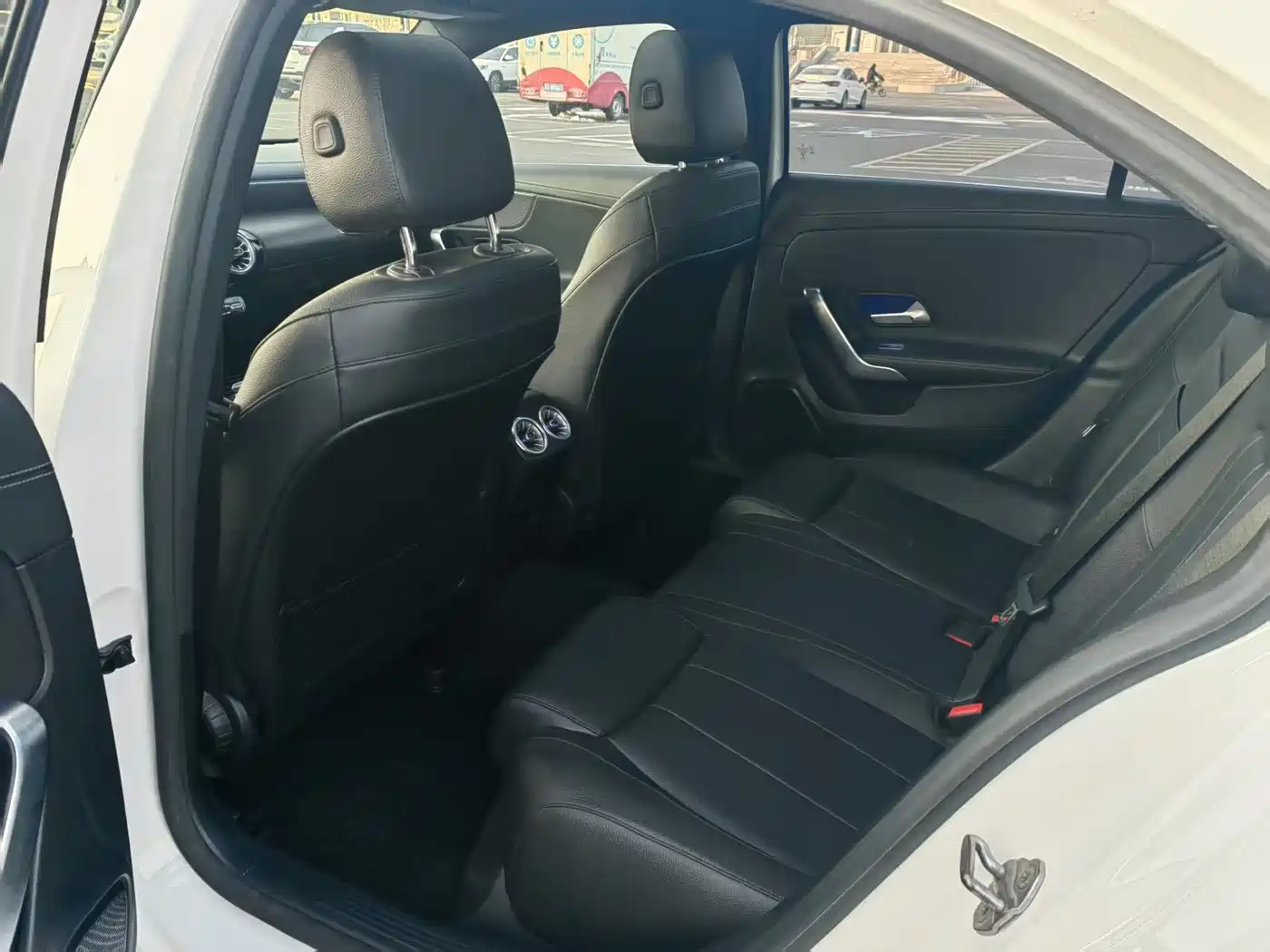 Mercedes-Benz A-Class 2021 A 180 L Sports Sedan фото 12