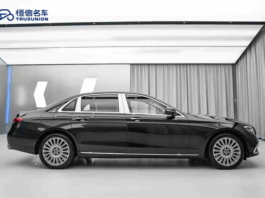 Mercedes-Benz E-Class 2023 Facelift E 300 L Luxury фото 4
