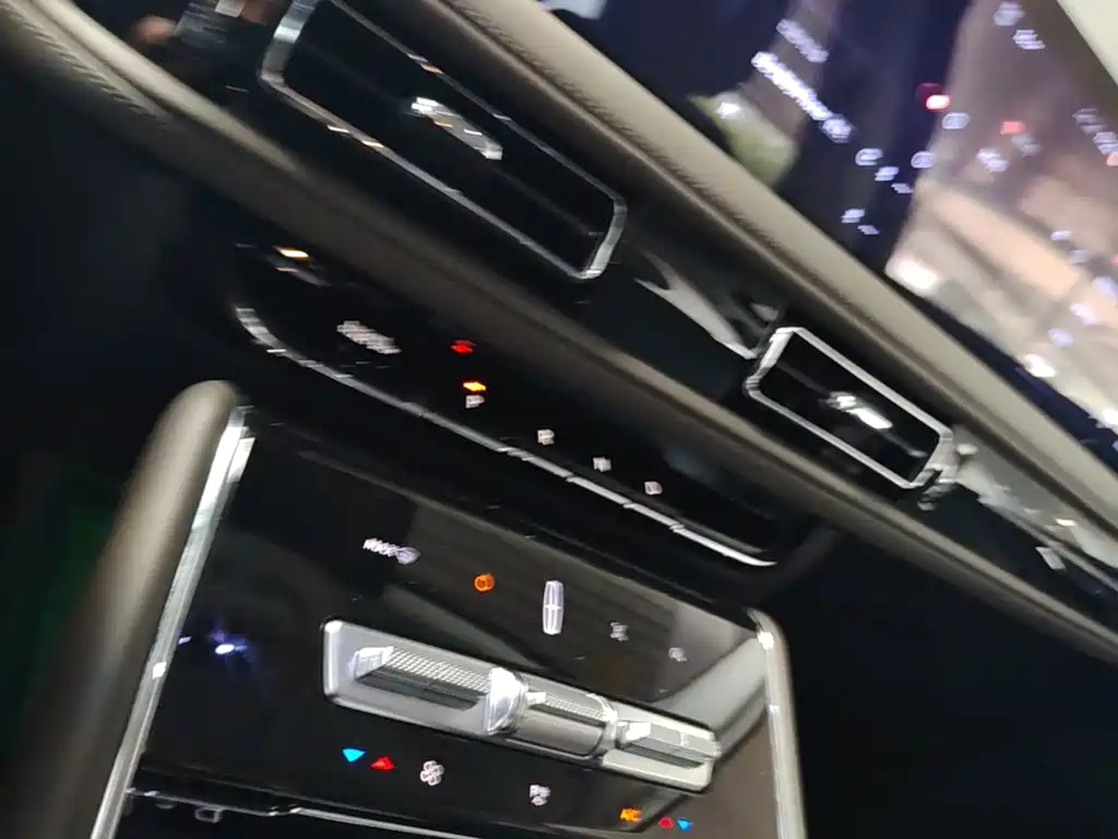 Lincoln Aviator 2025 2024 3.0T V6 AWD Elegance 6-Seater