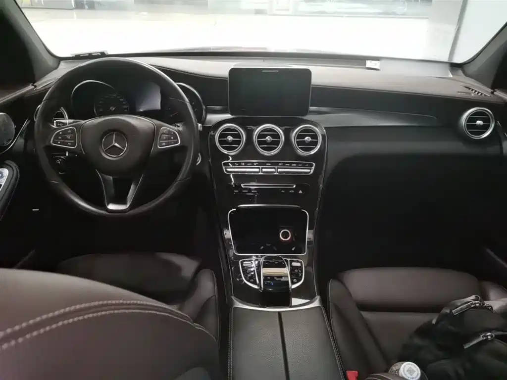 Mercedes-Benz GLC 2017 GLC 260 4MATIC Dynamic фото 10
