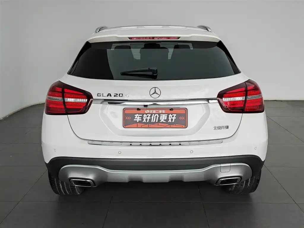 Mercedes-Benz GLA 2018 GLA 200 Fashion фото 4