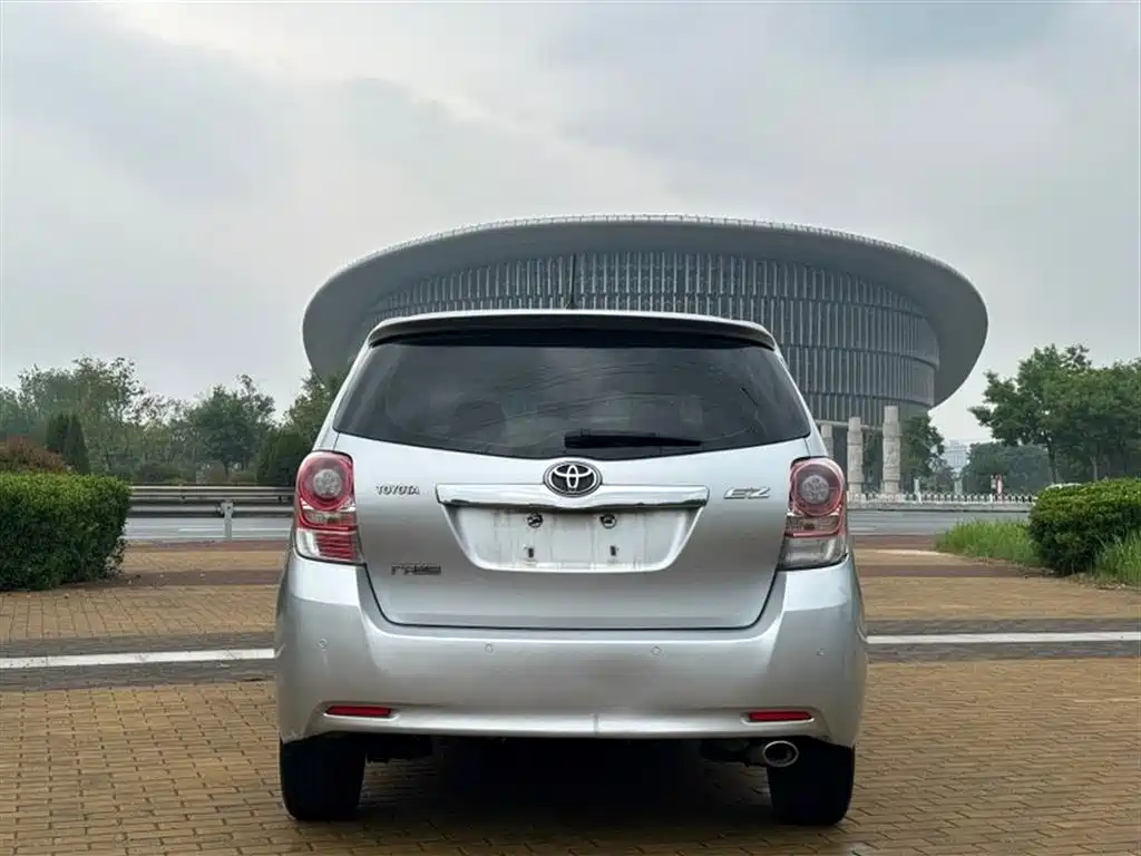 Toyota E'Z 2011 180E CVT Elite Edition фото 5