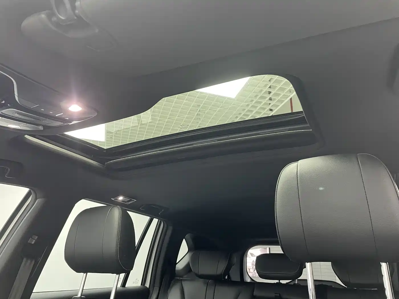 GAC Trumpchi Trumpchi GS8 2020 Model 390T FWD Luxury (5-seater) фото 9
