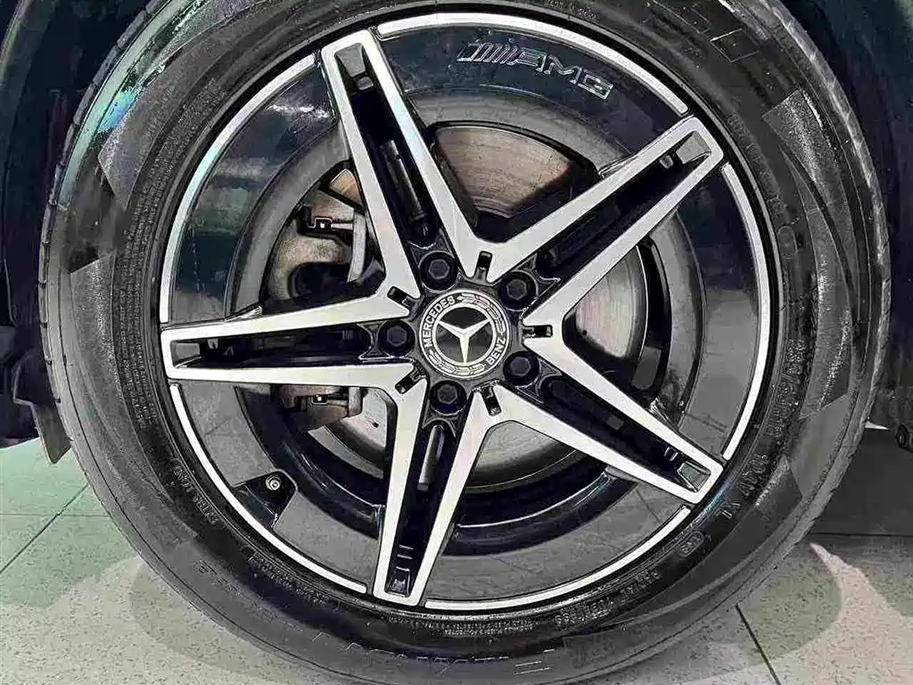 Mercedes-Benz EQA 2022 2022 EQA 300 4MATIC Launch Special Edition