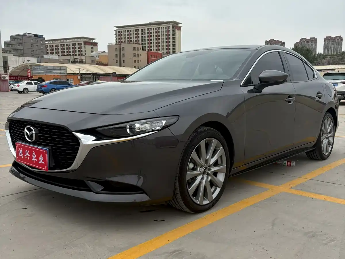 2025 Mazda Mazda3 Axela