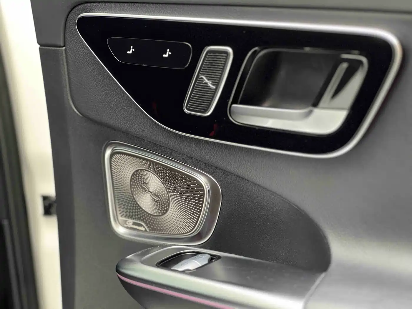 Mercedes-Benz C-Class 2022 C 260 L Night Sport Edition фото 2