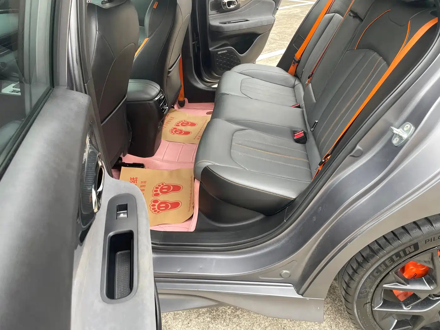 GAC Trumpchi Trumpchi Emkoo 2022 270T DCT J16 R-style Track Edition фото 11