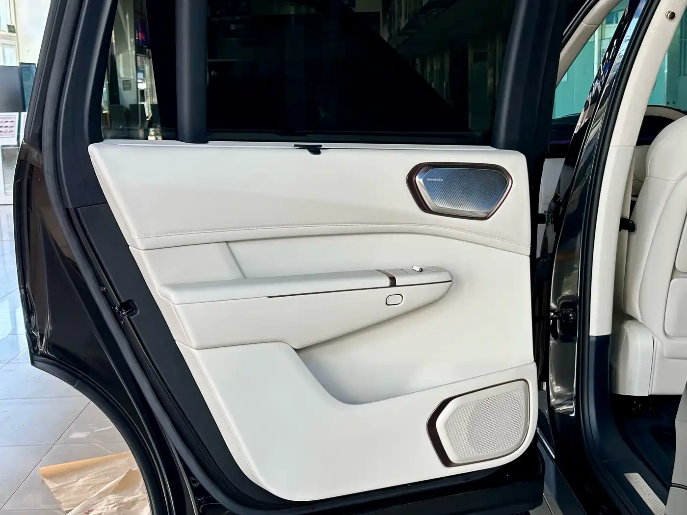 Lynk & Co 900 2025 2025 1.5T Ultra