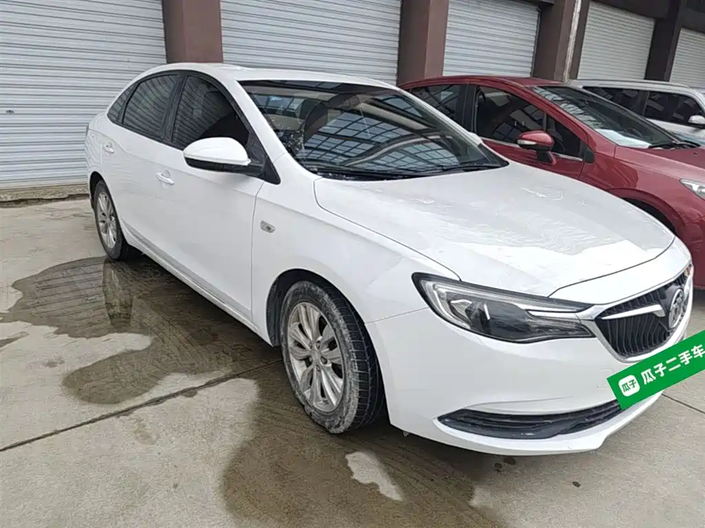Buick Excelle 2019 15T DCT Connected Elite Type China VI фото 4