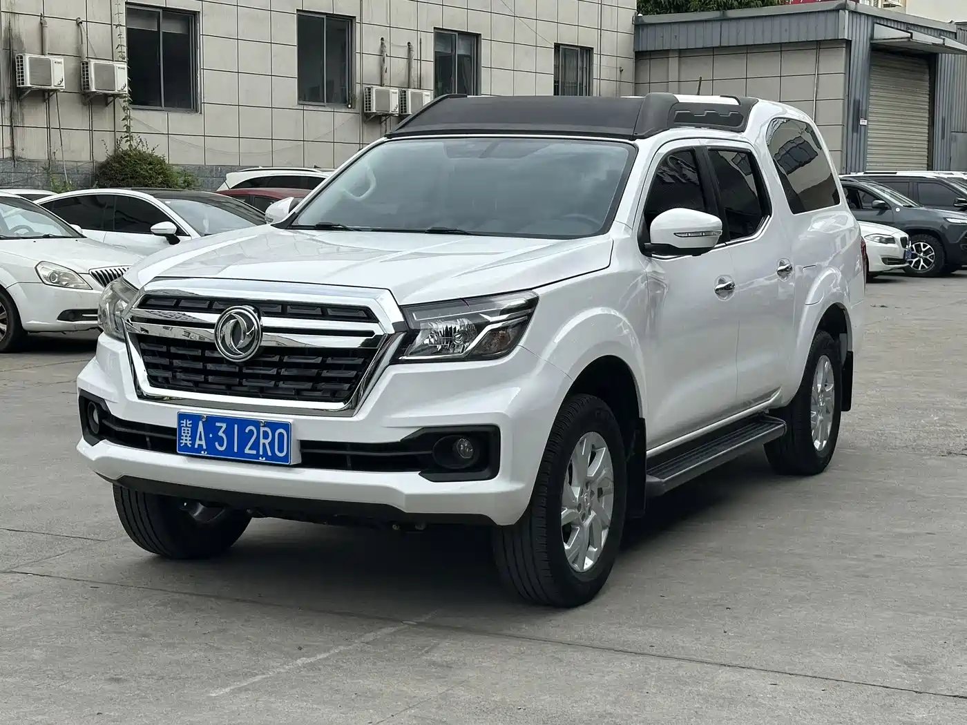 Dongfeng Palasso 2021 1.8T Manual 4WD Premium Edition