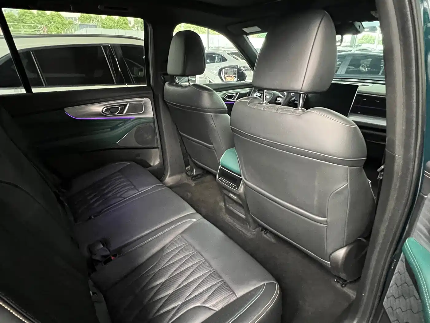 GAC Trumpchi Trumpchi GS8 2022 Pilot Series 2.0TGDI 4WD Luxury Smart Connect Edition (7-Seater) фото 14