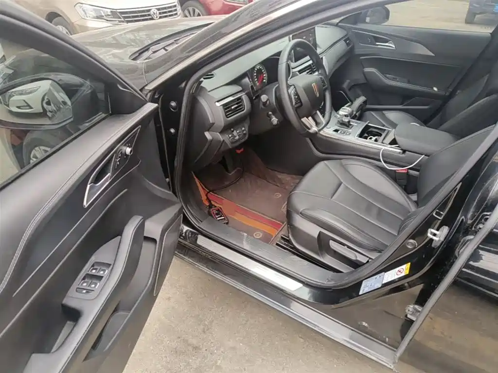 Hongqi H5 2022 Classic Facelift 1.5T DCT Flag Rhythm Edition фото 13