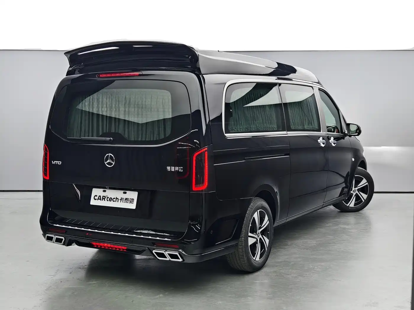 Mercedes-Benz Vito 2024 2.0T Business 7-Seater фото 4