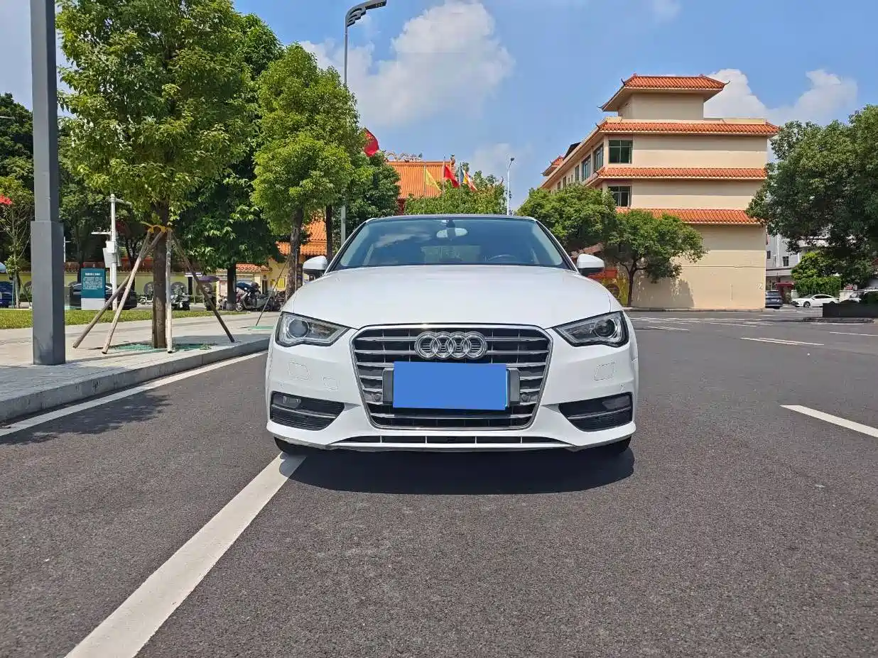 Фото 2 - Audi A3