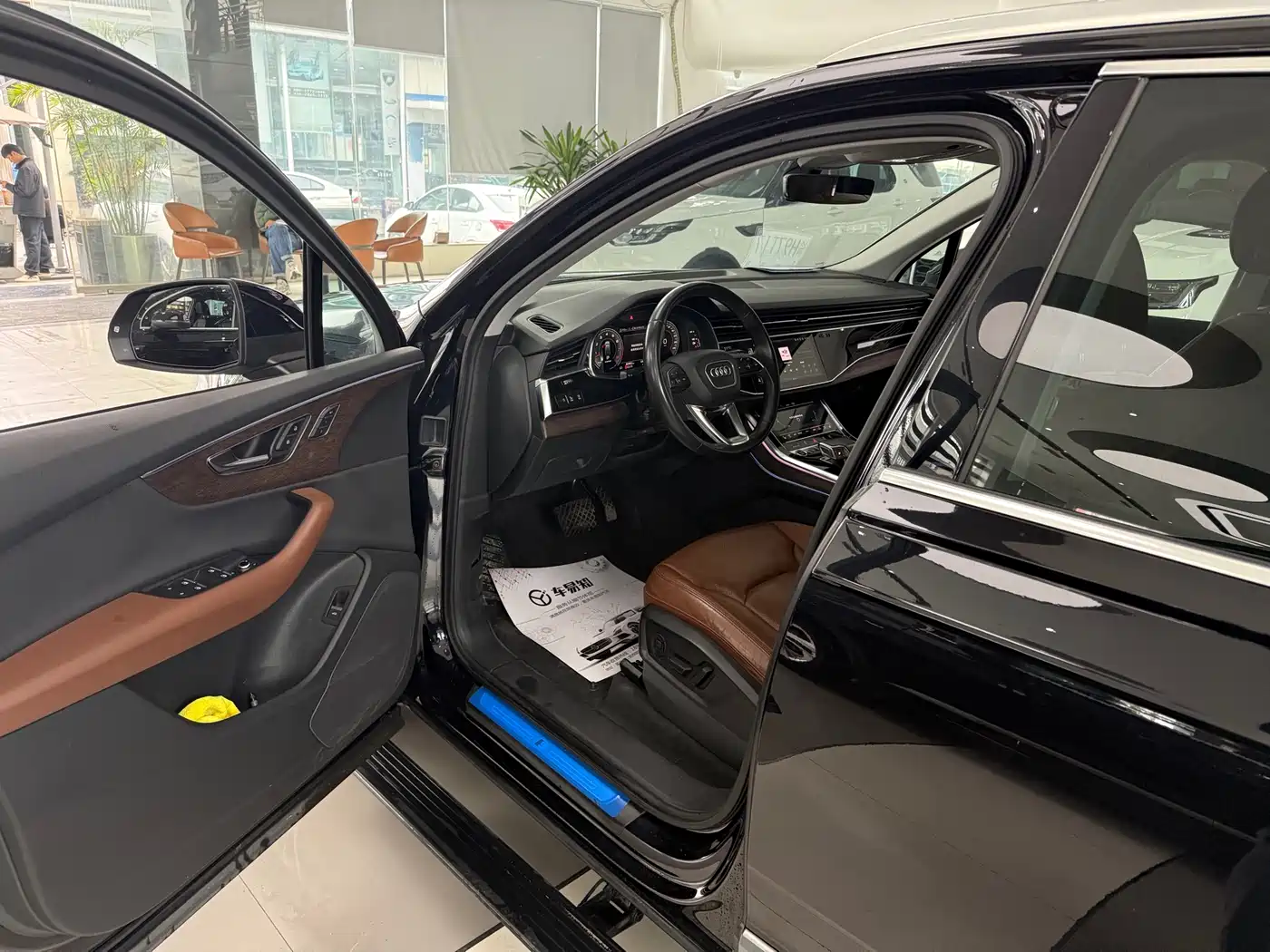 Audi Q7 2021 55 TFSI quattro S line Sport фото 4