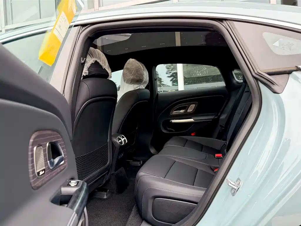 Mercedes-Benz CLA New Energy 2025 300L Fashion фото 7