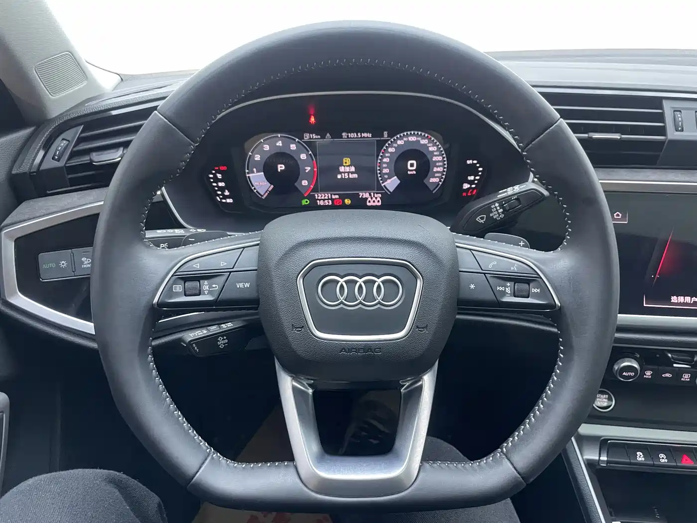 Audi Q3 2022 35 TFSI Fashion Dynamic фото 9