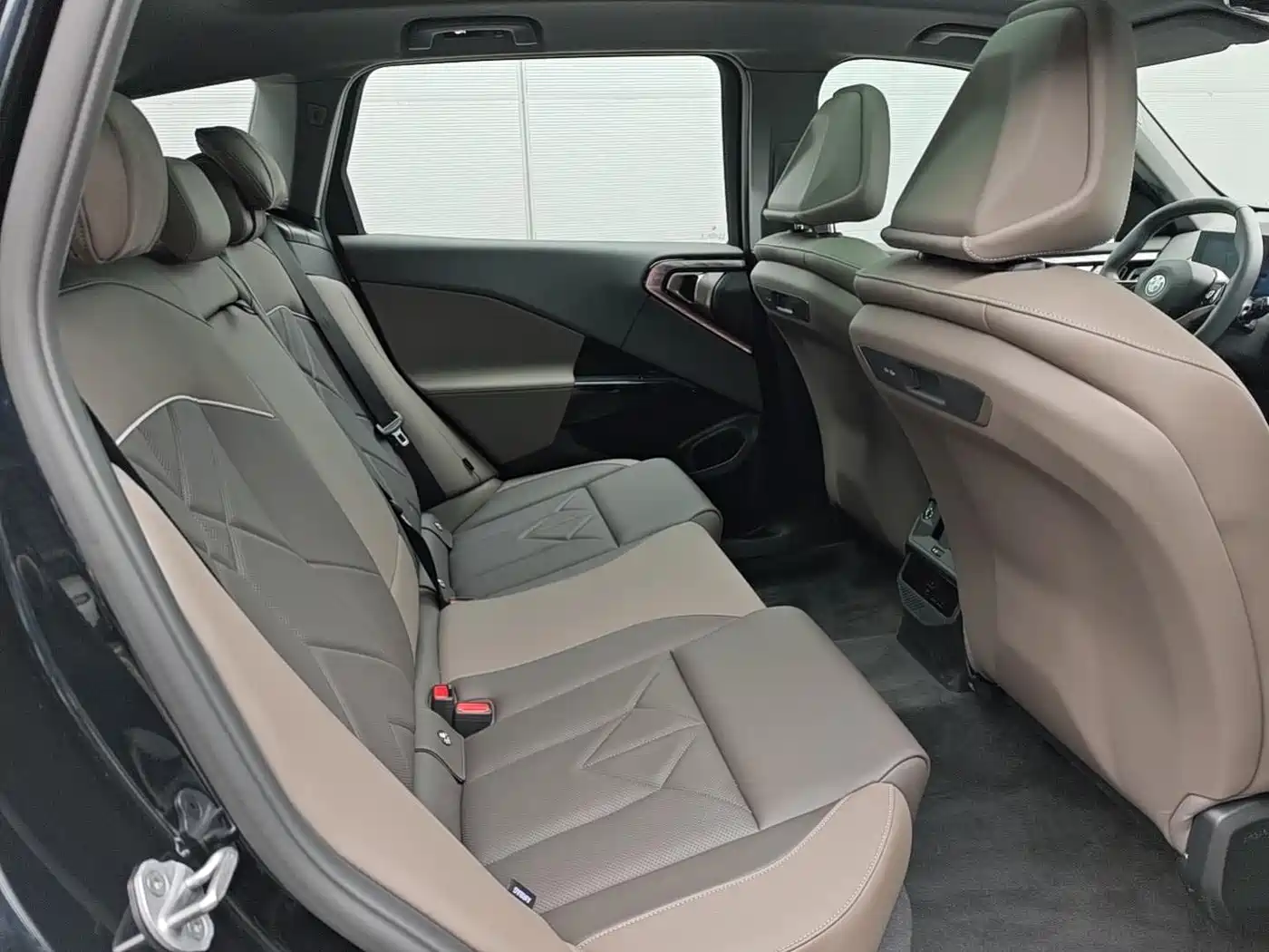 BMW X3 2025 xDrive25L Luxury Package фото 15