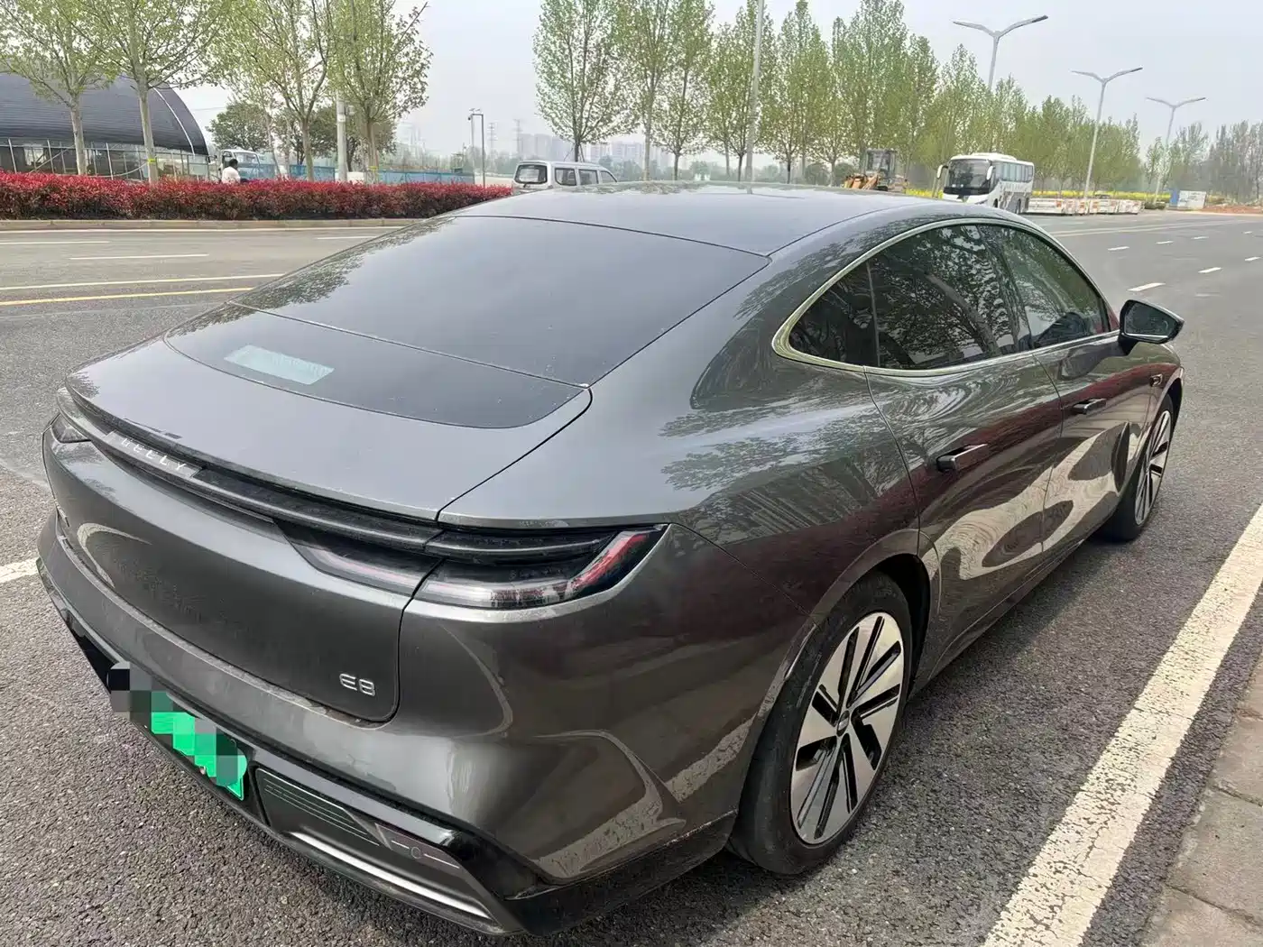 GEELY GALAXY GALAXY E8