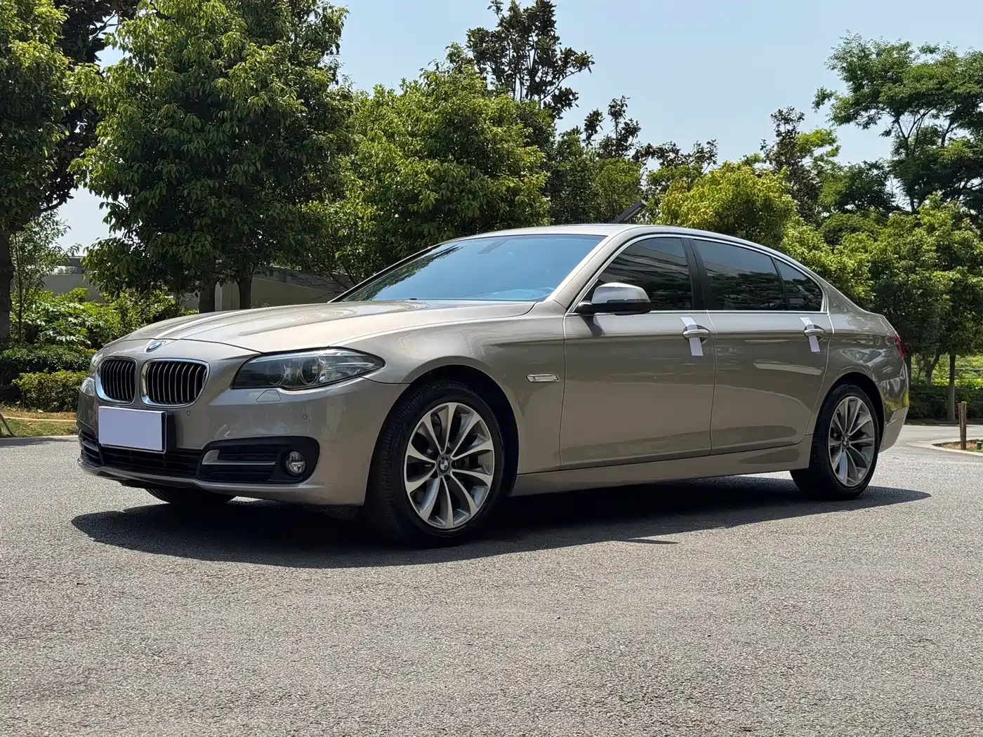 BMW 5 Series 2017 525Li Leading Edition