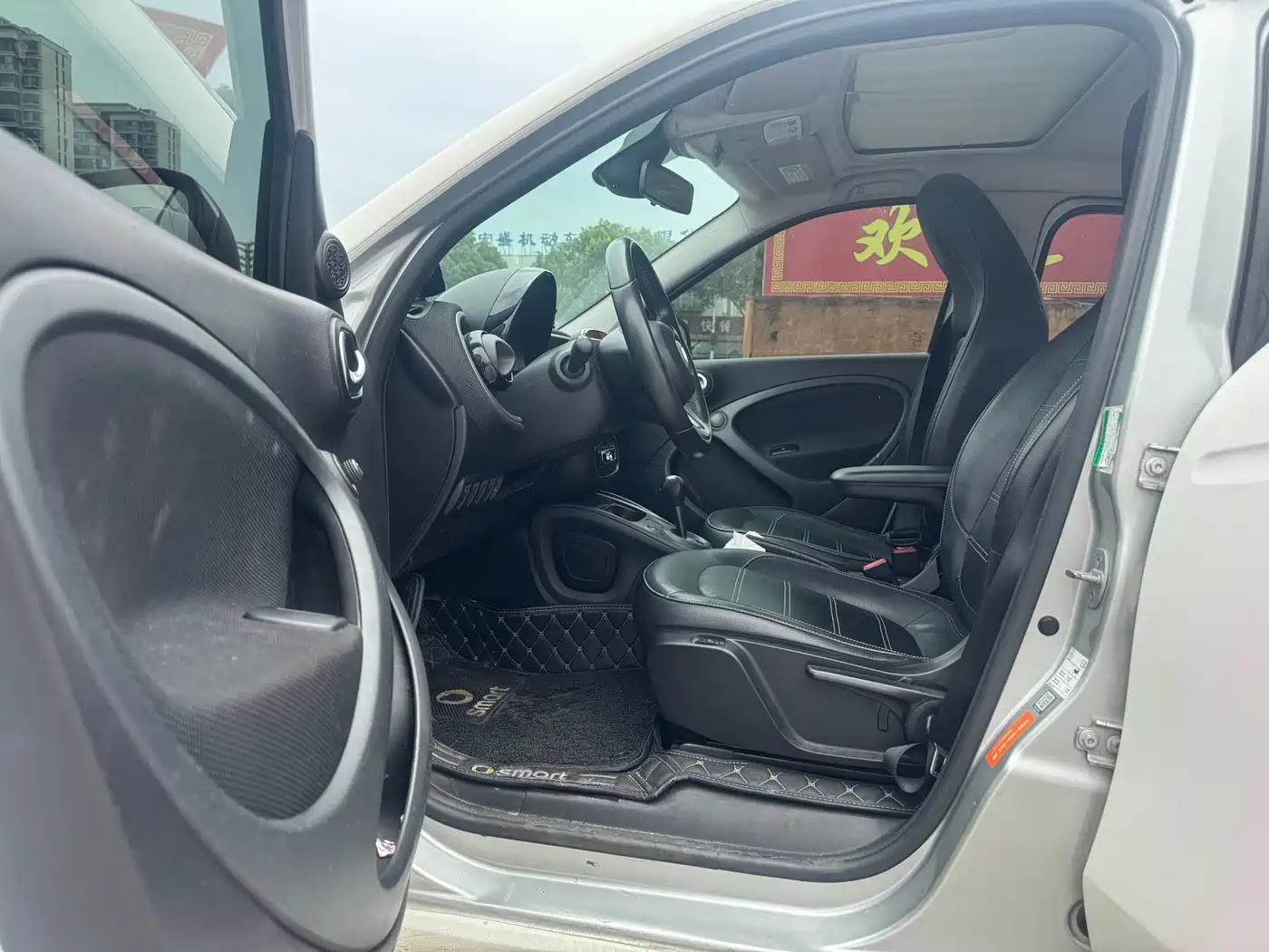 smart forfour 2016 2016 Model 0.9T 66kW Pioneer Edition