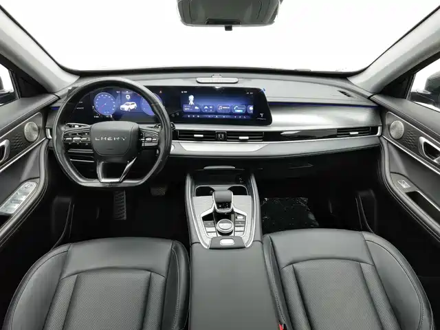 Chery Tiggo 8 PRO 2024 Champion Edition 290T 2WD Shining 5-seater — фото 5