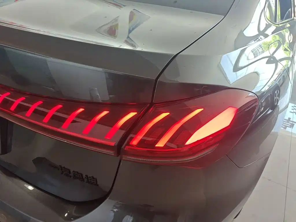 AUDI A5L