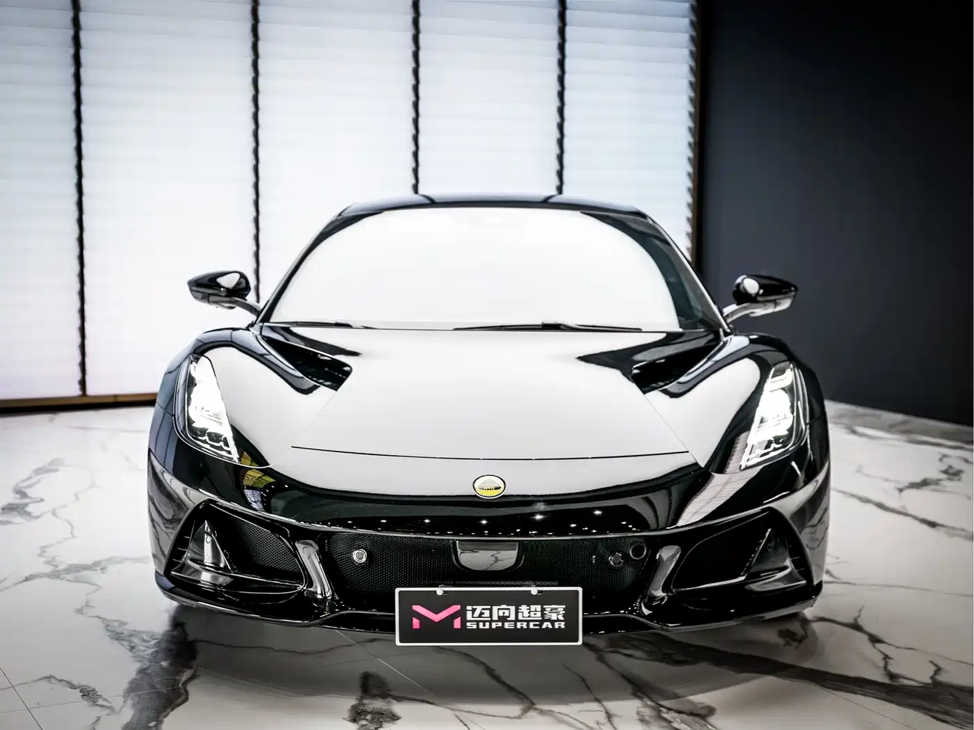 LOTUS SPORTS CAR EMIRA