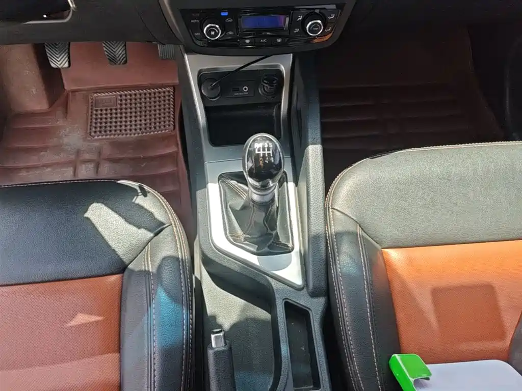 JAC Refine S3 2015 2014 1.5L Manual Luxury Smart