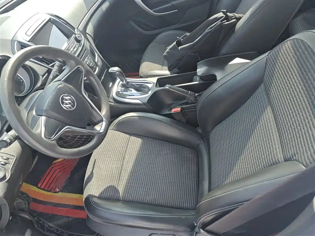 Buick Regal 2015 1.6T Leading Tech Edition фото 11