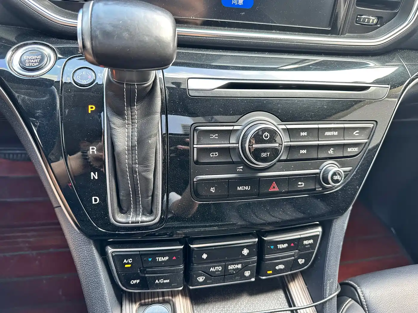 GAC Trumpchi Trumpchi M8 2018 320T Exclusive Edition фото 9