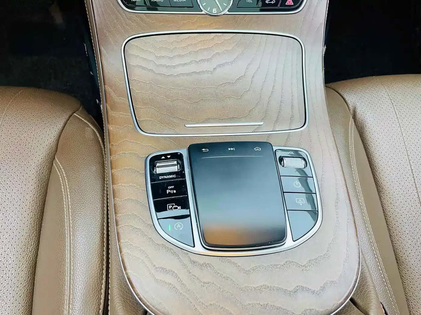 Mercedes-Benz E-Class 2019 E 300 L Luxury фото 15