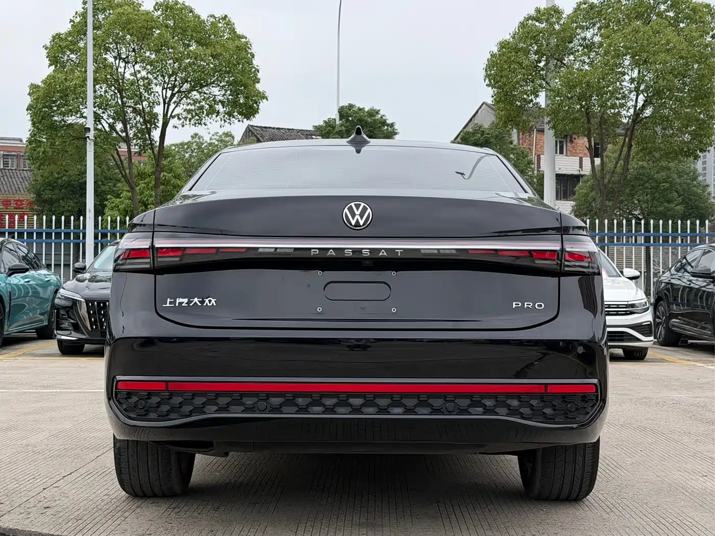 Фото 5 - Volkswagen Passat