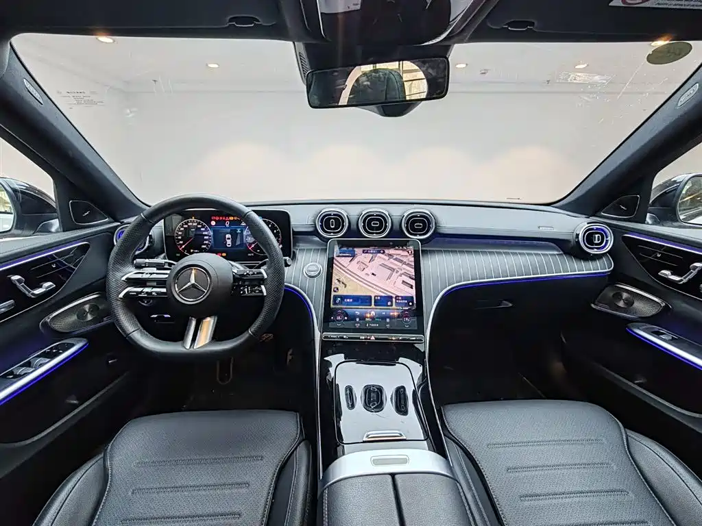 Mercedes-Benz C-Class 2024 C 260 L Night Edition Sport фото 12