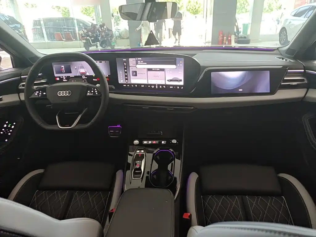 AUDI A5L