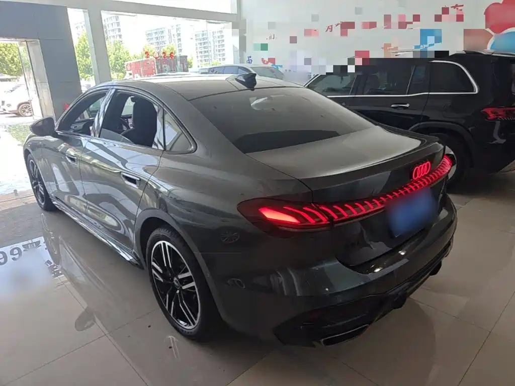 AUDI A5L