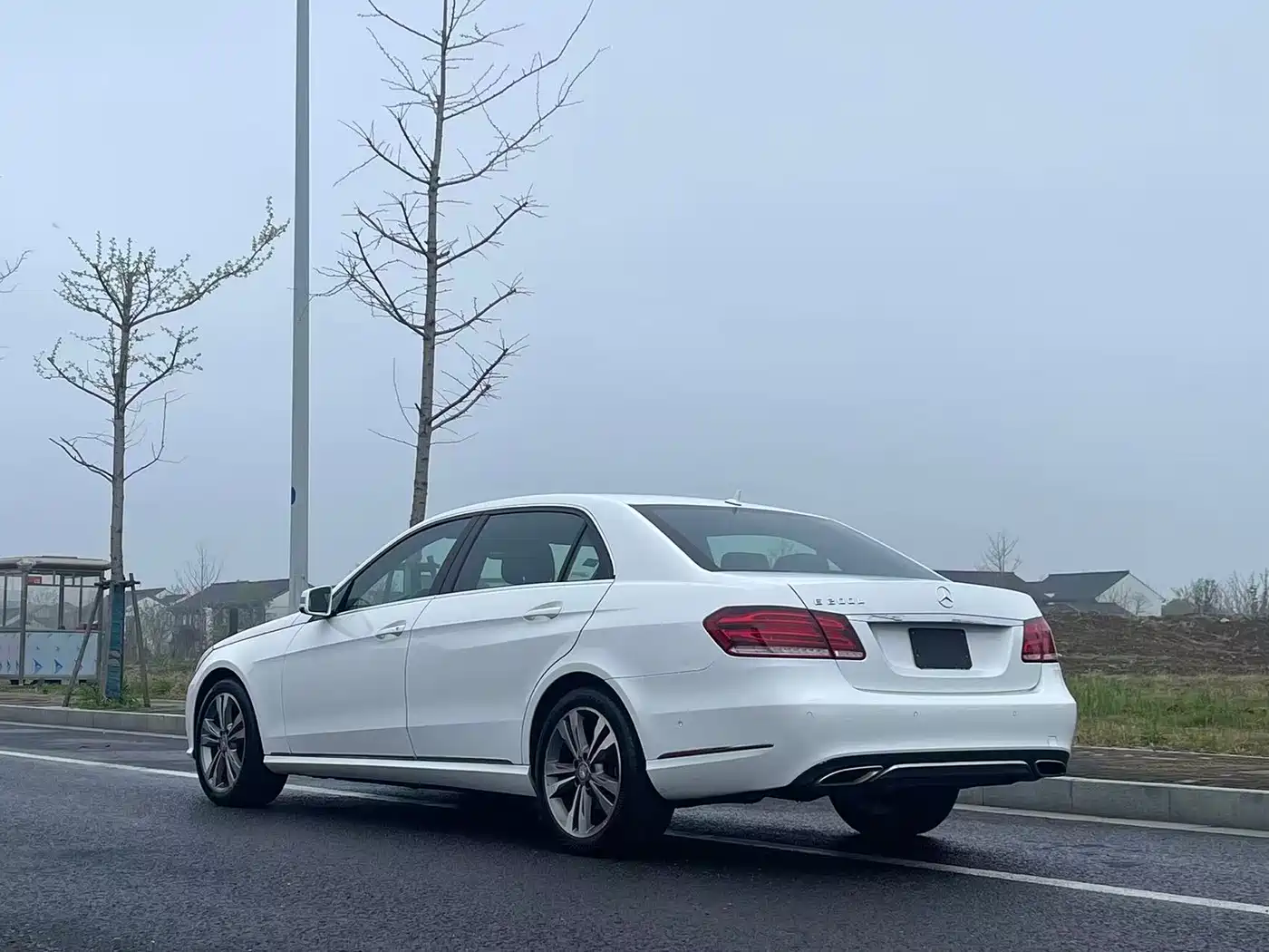 Mercedes-Benz E-Class 2015 E 180 L фото 6