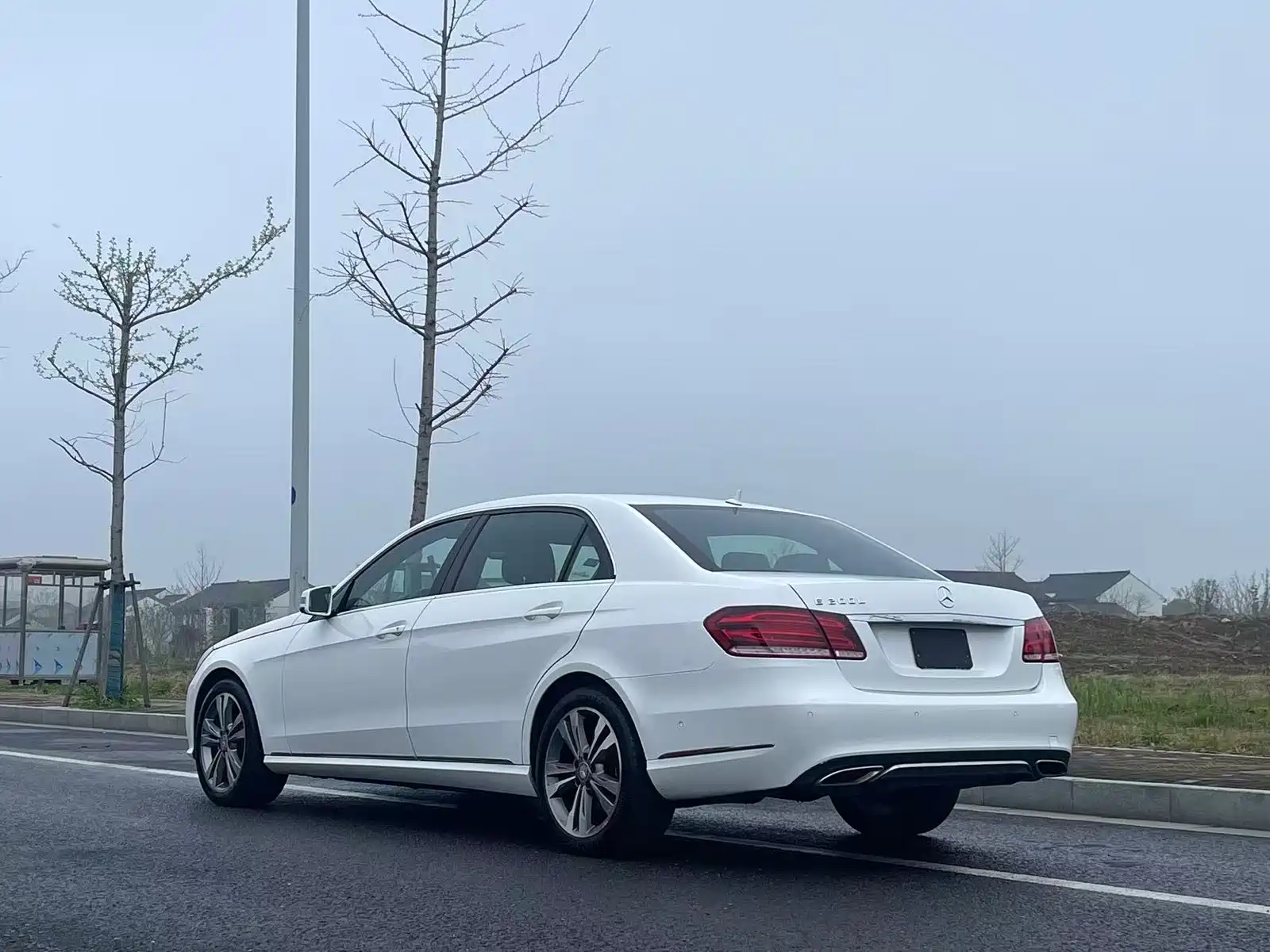 Photo 6 - Mercedes-Benz E-Class