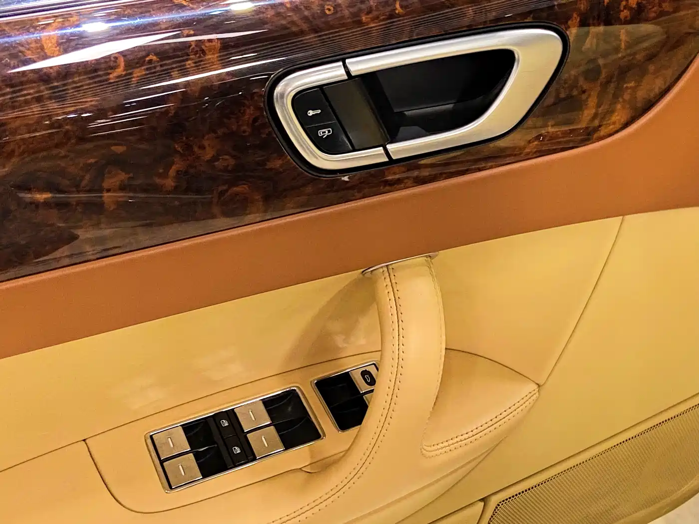 Bentley Flying Spur 2010 2010 6.0T 5-seater Version
