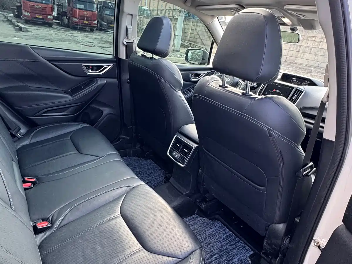 Subaru Forester 2021 2.0i Luxury Edition фото 20