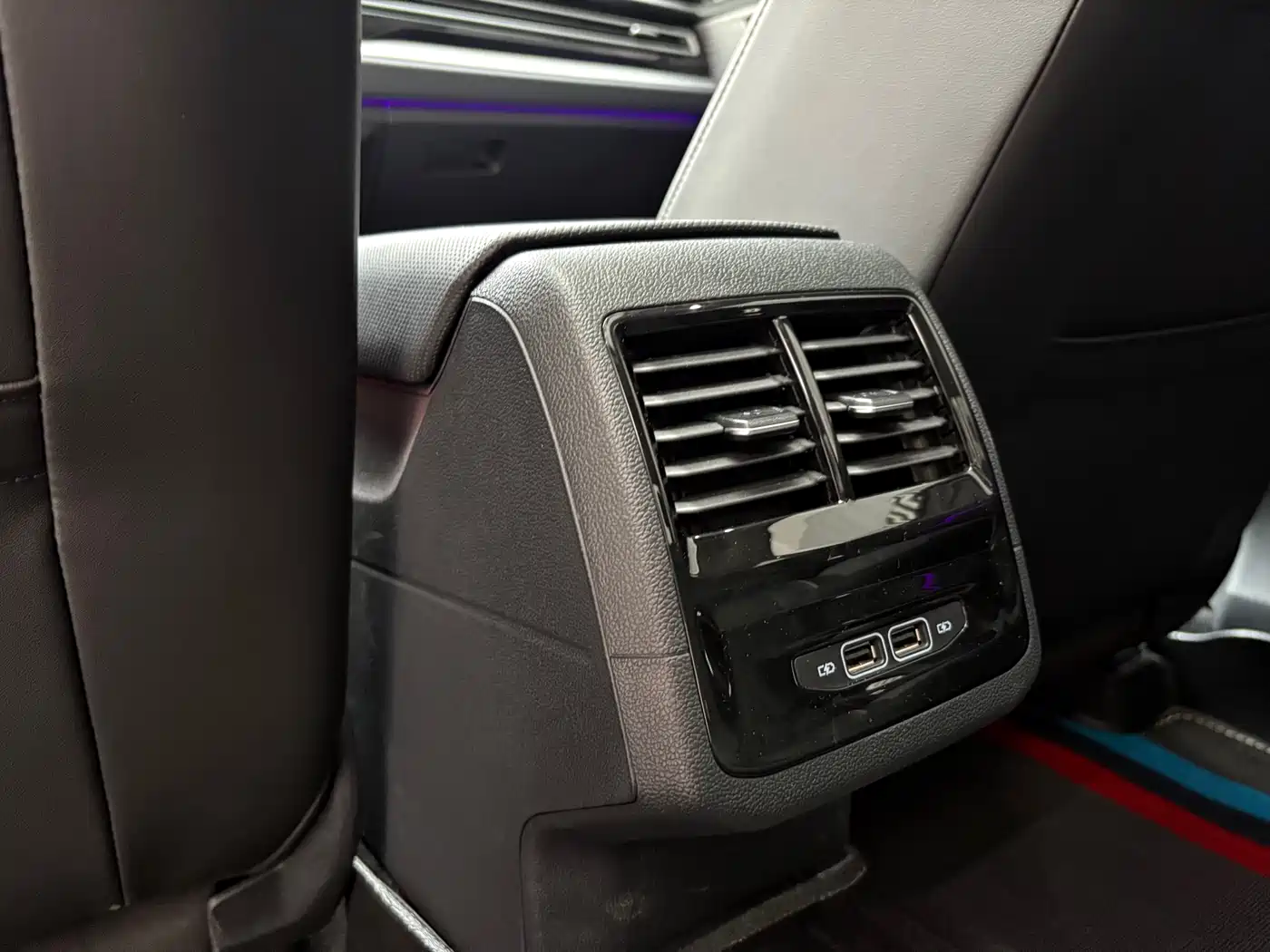 Volkswagen Sagitar 2025 Facelift 300TSI DSG Excellence Edition фото 13