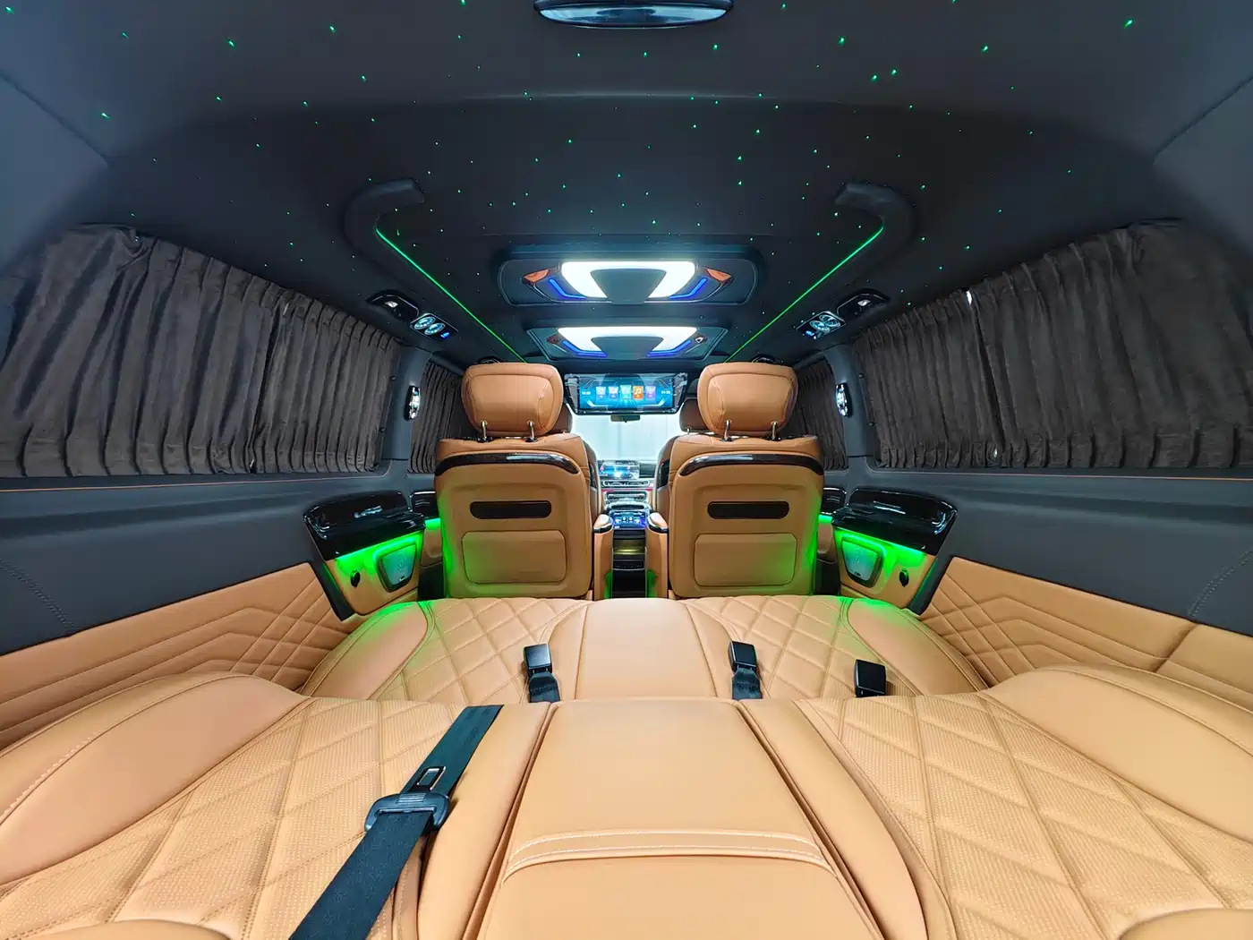 Mercedes-Benz Vito 2018 2.0T Business Edition China VI фото 29