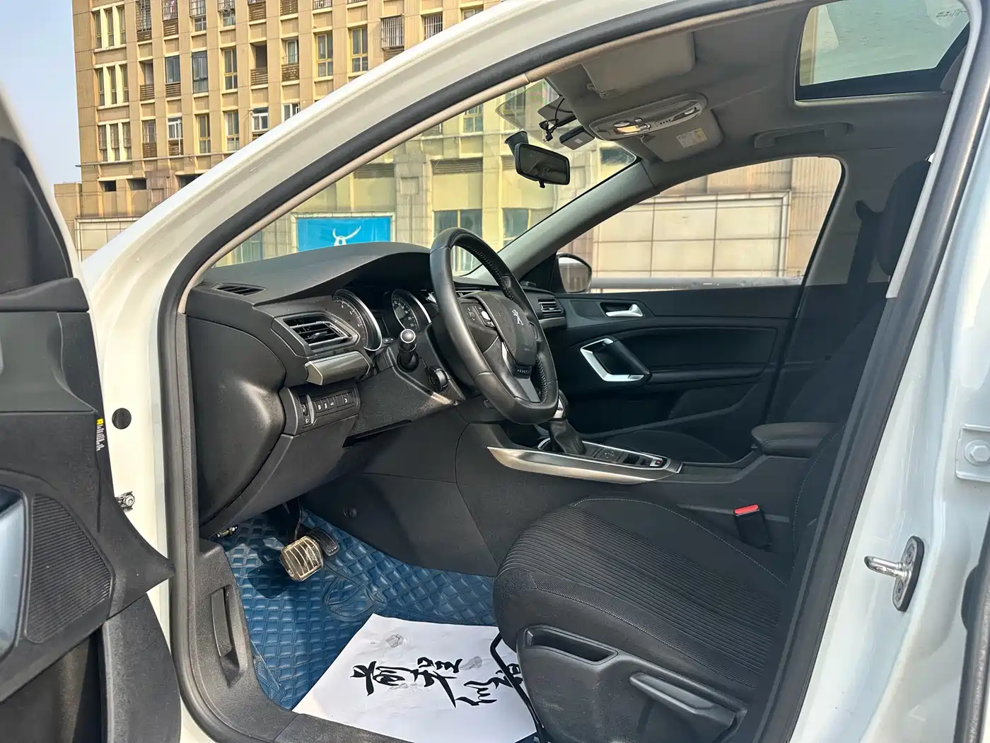 Peugeot 408 2018 350THP Automatic Luxury Edition фото 9