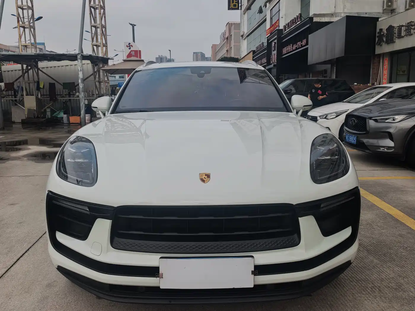Porsche Macan 2023 Macan 2.0T фото 2