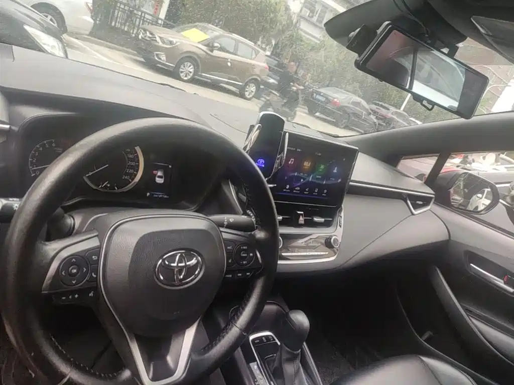 Toyota Levin 2019 185T CVT Sport Edition China VI фото 10