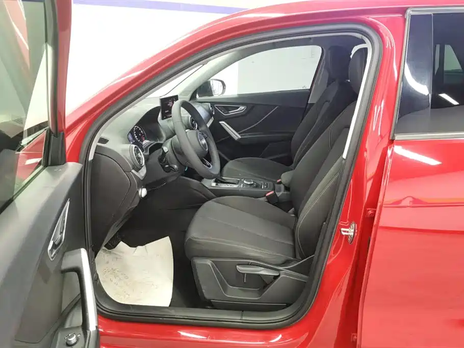 Audi Q2L 2020 35 TFSI Progressive Dynamic Model фото 9