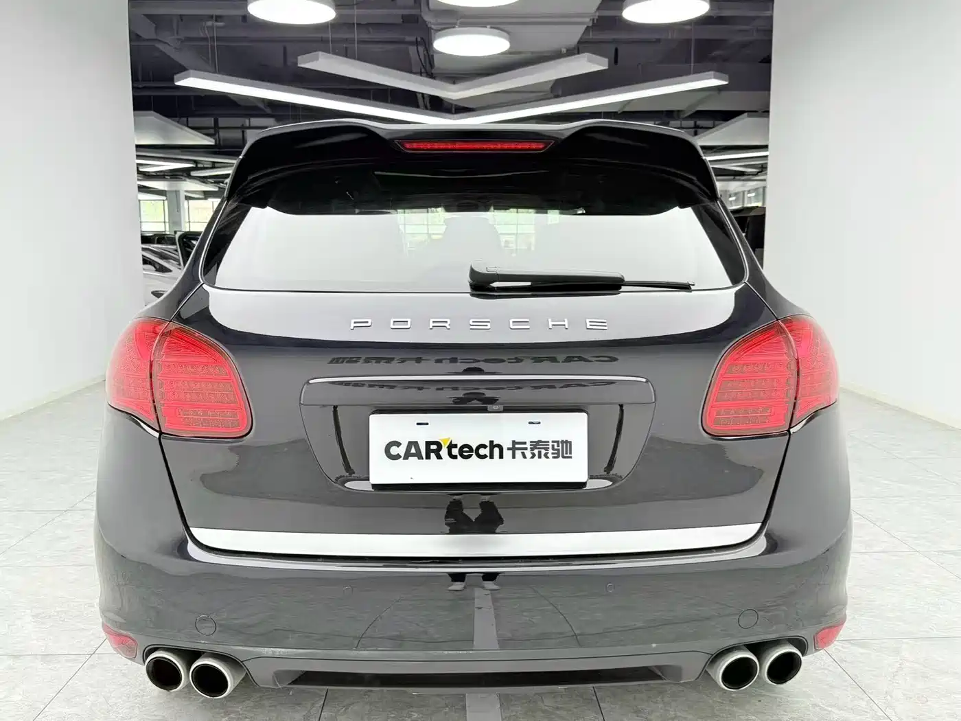 Porsche Cayenne 2011 Cayenne Turbo 4.8T фото 5