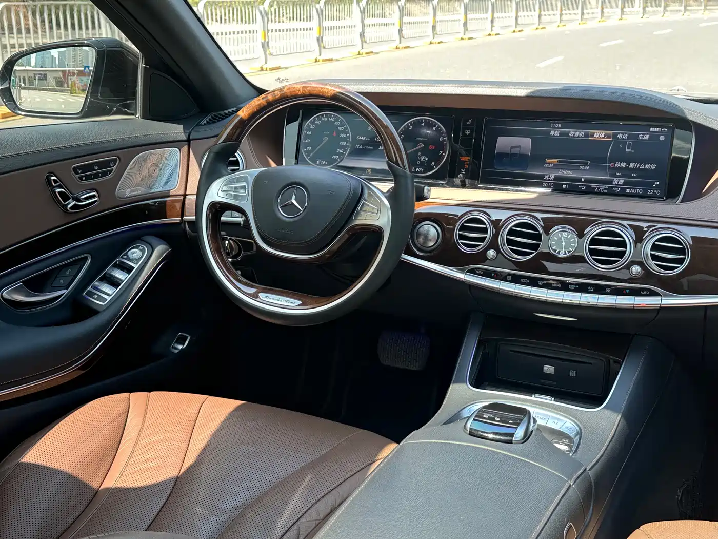 Mercedes-Benz Maybach S-Class 2015 S 400 4MATIC фото 12