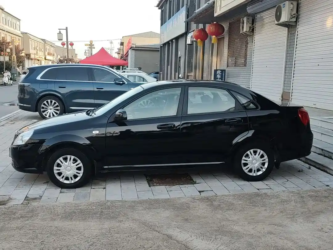 Buick Excelle 2013 1.5L Manual Classic Edition фото 3