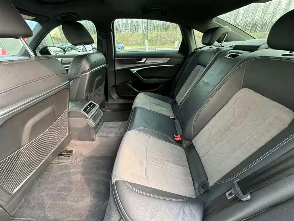 Audi A6L 2020 40 TFSI Luxury Dynamic фото 7
